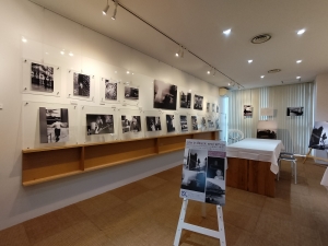 写真展「Life in Black and White／エヴァ・パルツィンスカ・エラールが描くヨーロッパの生活」が始まりました